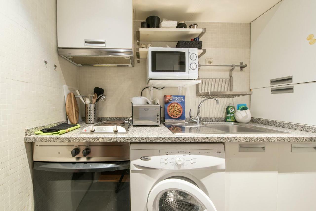 Cozy Apartment In Historic Center Lisbon Bagian luar foto